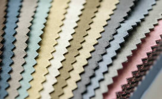 Zastosowanie flizelin w produkcji foliowych opakowań – co warto wiedzieć?