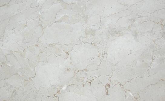 Jak technologia produkcji wpływa na idealną gładkość i równość kwarcowych spieków?