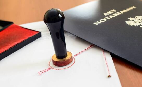 Kiedy wymagane jest użycie wzoru przysięgłego tłumaczenia w dokumentach prawnych?