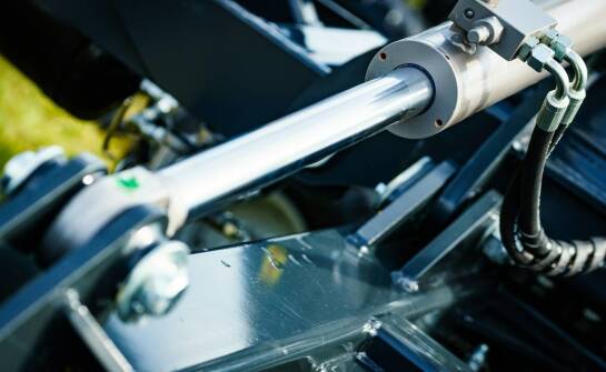 Dlaczego warto zainwestować w oryginalną manetkę do quada?