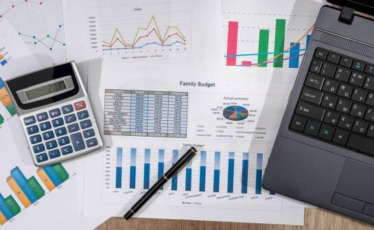 Wykorzystanie online napisów w marketingu cyfrowym