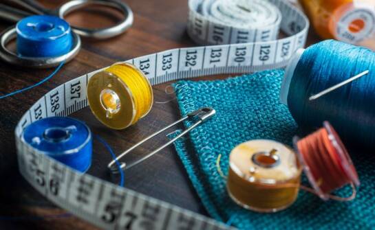 Zestaw do szycia stomatologicznego – na co zwracać uwagę przy zakupie?