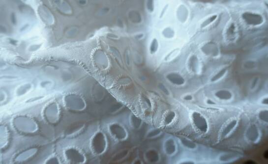 Najczęstsze zastosowania materiałów ażurowych w nowoczesnych realizacjach