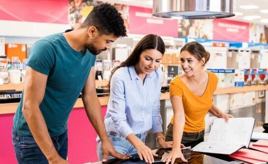 Jakie są zalety zakupów w lokalnym elektrycznym sklepie?