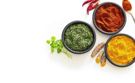 Eksploracja smaków: tajskie sosy w domowej kuchni