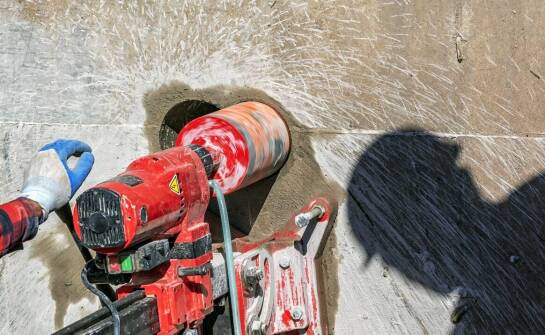 Ciśnieniowe iniekcje w budownictwie tunelowym – kluczowe aspekty