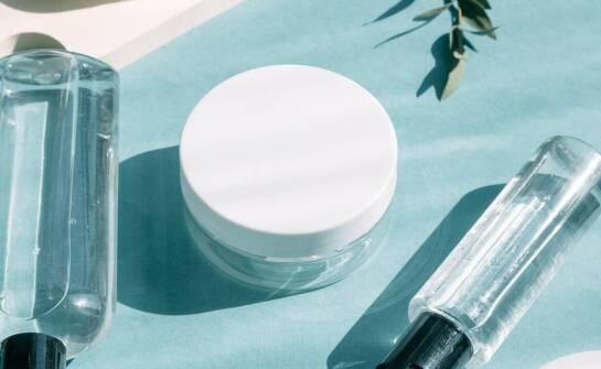 Jakie są koszty związane z pielęgnacją twardych kontaktowych soczewek?