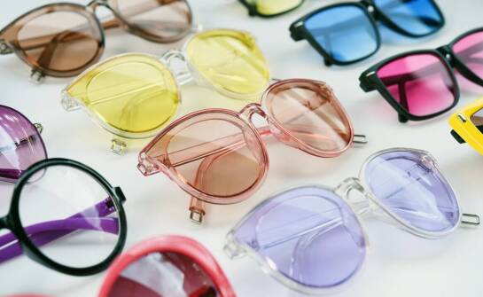 Jakie korzyści niesie zakup przeciwsłonecznych okularów?