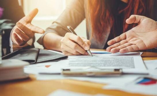 Wsparcie posprzedażowe – jak ubezpieczyciele pomagają po zakupie polisy?