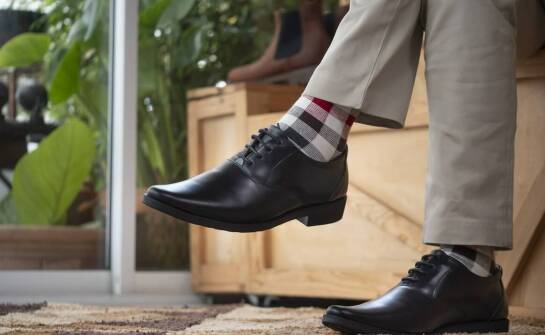 Jak wybrać idealne męskie buty robocze za kostkę na różne sezony?