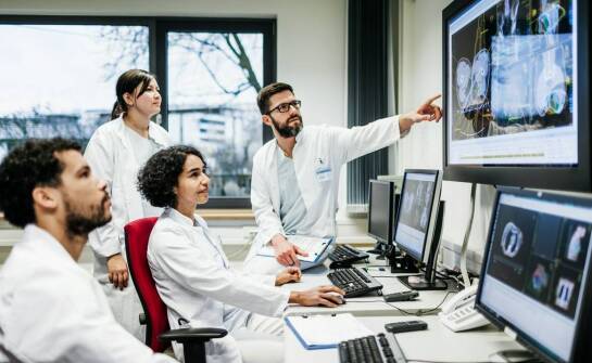 Jakie korzyści przynoszą przedkliniczne badania dla rozwoju chirurgii naczyniowej w American Heart of Poland?