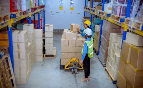 Jak zarządzać zapasami w hurtowni warzyw i owoców?