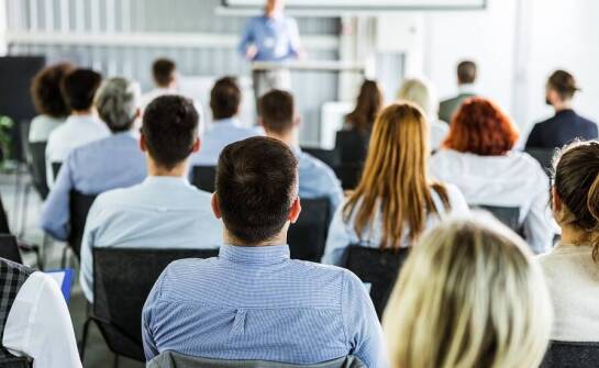 Szkolenia dla liderów: jak diagnoza potrzeb zespołu wpływa na sukces?