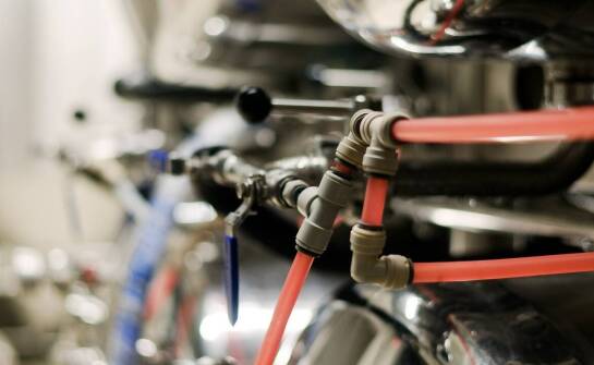 Wpływ cyfrowych technologii na zarządzanie procesami fermentacyjnymi