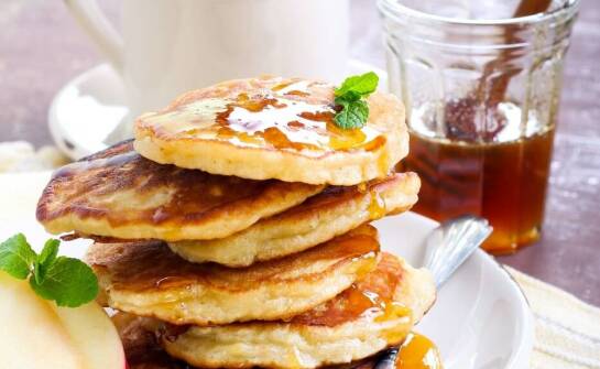 Jak dyniowy syrop może wpłynąć na smak potraw śniadaniowych?