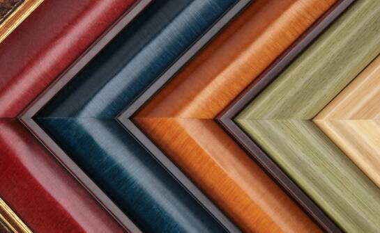 Ramki do plakatów: jak wybrać te najbardziej trwałe i efektowne?