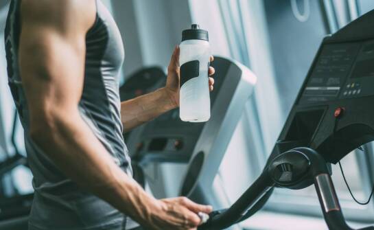 Jakie są różnice między orbitrekiem a klasycznymi modelami dostępnymi na rynku?