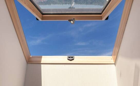 Zrównoważone materiały w produkcji nowoczesnych gołębników.