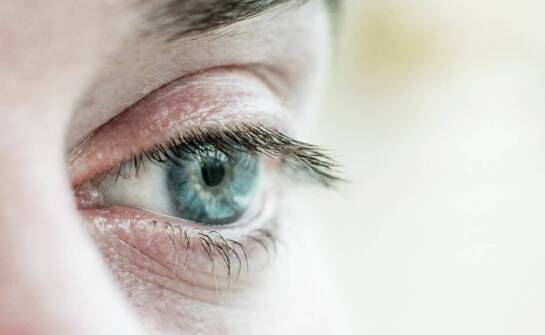 Jak właściwie stosować maści do oczu, aby zapewnić sobie zdrowe oczy?
