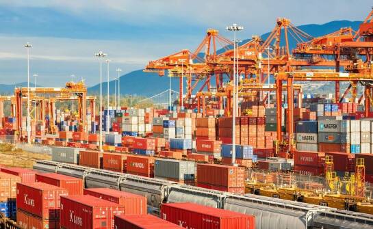 Rola nowoczesnych technologii w zapewnieniu płynności międzynarodowych przewozów