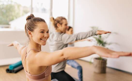 Jakie ćwiczenia najlepiej wspierają walkę z zaburzeniami postawy?