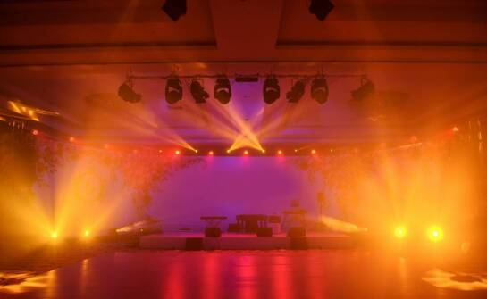 Kreatywne podejście do organizacji firmowych imprez – inspiracje i pomysły