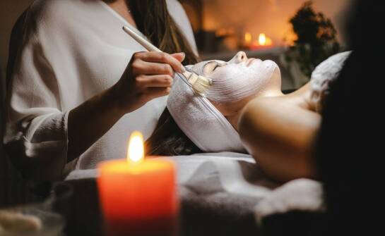 Mikrodermabrazja w Pile: skuteczność w usuwaniu martwych komórek skóry