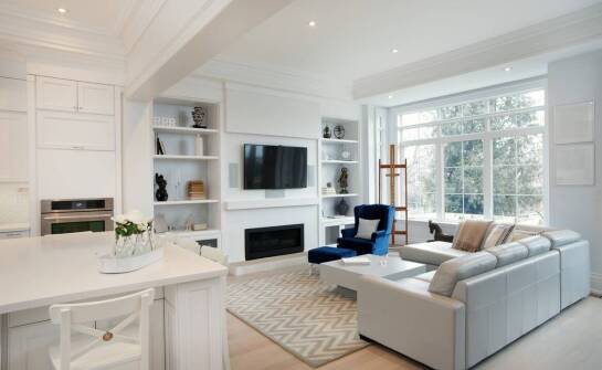 Jakie meble najlepiej komponują się z orzechowym parkietem?