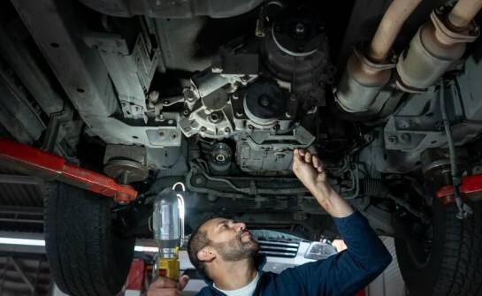 Jak techniczne usługi weryfikacji wpływają na bezpieczeństwo zakupu pojazdu?