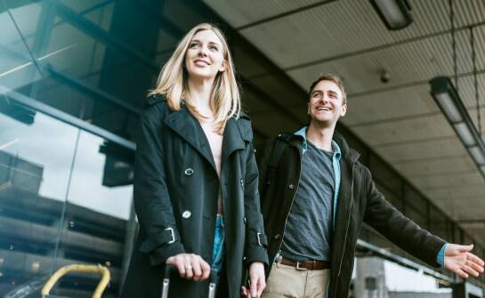 Jak zorganizować transfer z Balic do Katowic na czas?