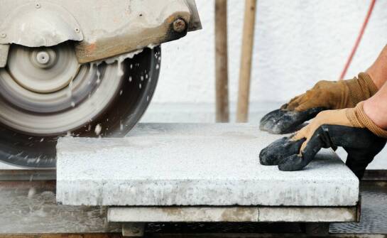 Innowacyjne technologie w sprzęcie do korytowania pod kostkę.