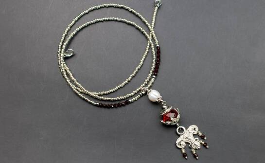 Dlaczego warto wybrać naszyjnik ze stali chirurgicznej z łapaczem snów?