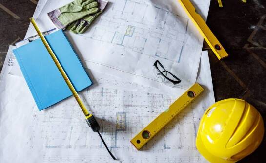 Jakich błędów unikać przy projektowaniu poziomej izolacji?