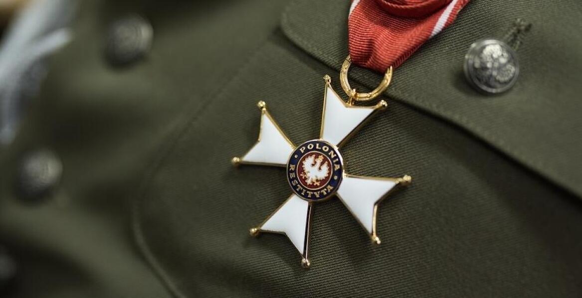 Proces przyznawania państwowych orderów i odznaczeń: co warto wiedzieć?