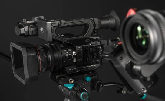 Dlaczego warto zwrócić uwagę na certyfikaty bezpieczeństwa do uchwytów na statywy?