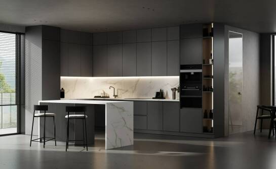 Plastikowa osłona na ścianę w kuchni – jak wpływa na akustykę w wnętrzu?