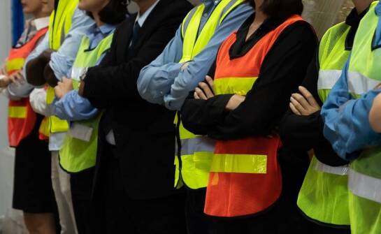 Praca tymczasowa w logistyce z pomocą pośrednictwa w Warszawie