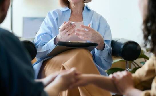 Terapeutyczne wsparcie dla rodzin osób uzależnionych