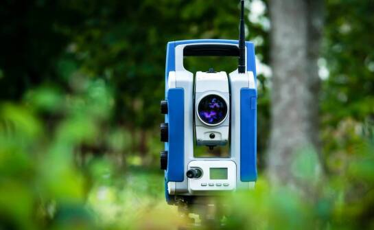 Jak skanowanie lidar wspiera tworzenie dokładnych punktów chmur?