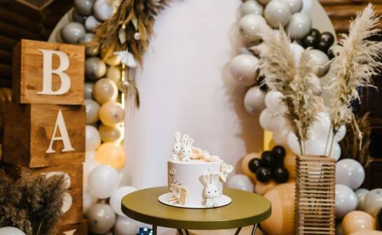 Wykorzystanie krówek z nadrukiem do kreacji unikalnych wspomnień z urodzin