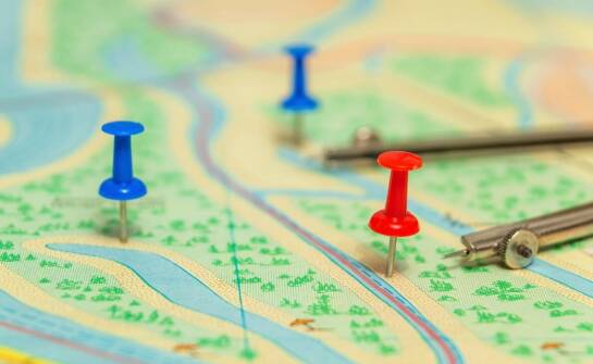 Edukacyjne zastosowania politycznej mapy Afryki w szkolnych projektach