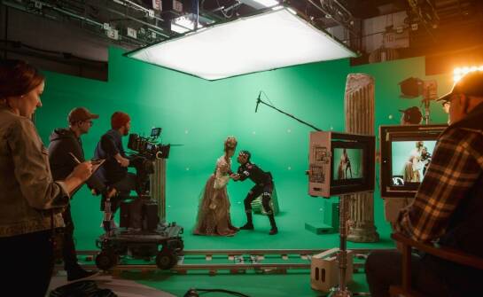 Jakie korzyści daje współpraca z filmowym studiem przy realizacji nietypowych projektów?