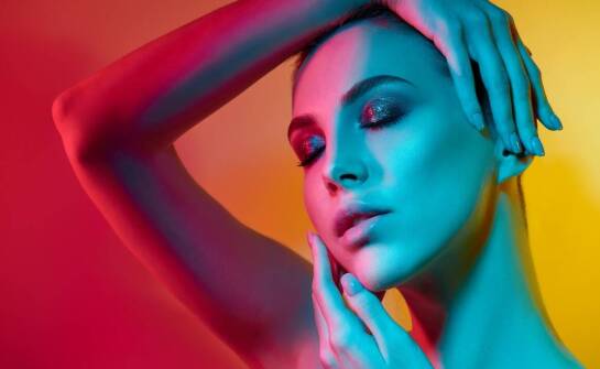 Hurtownia online kosmetyków – jak korzystać z szerokiej oferty produktów?