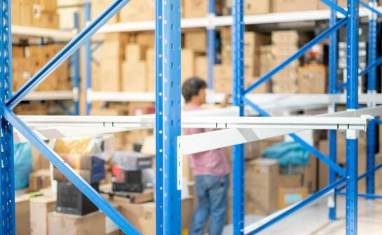 Jakie są nowe technologie stosowane w produkcji magazynowych drabin?