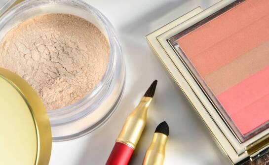 Rola monogramowego etui w utrzymaniu porządku w kosmetyczce