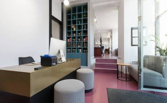 Cena wizyty u trychologa – jakie czynniki wpływają na koszt konsultacji?