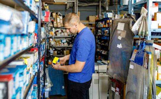 Jakie kryteria brać pod uwagę przy wyborze części do zagranicznych marek maszyn?