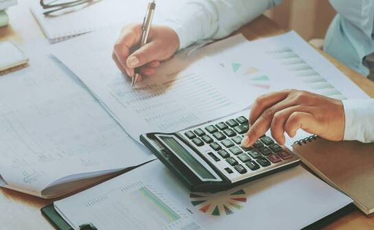 Tłumaczenie unijnych dokumentów: analiza kosztów i korzyści