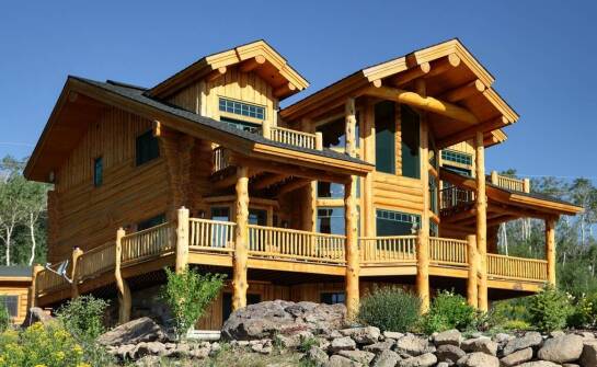 Wyjątkowe wnętrza drewnianych domków z bala - ciepło i przytulność na każdą porę roku