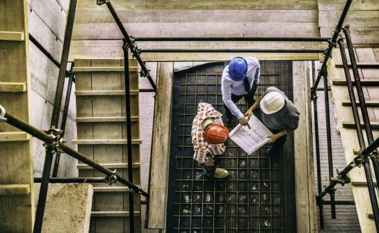 Jakie znaczenie ma wielobranżowy nadzór w procesie budowlanym?